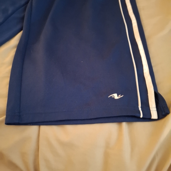 Athletic Works Women's Cropped Blue and White Athletic Joggers - Picture 4 of 7